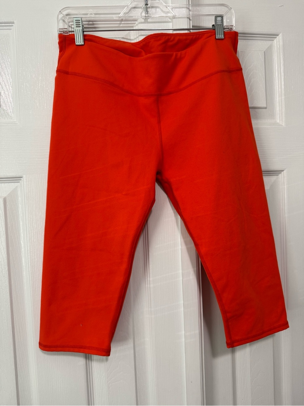 Fabletics Bright‎ Orange Cropped Leggings